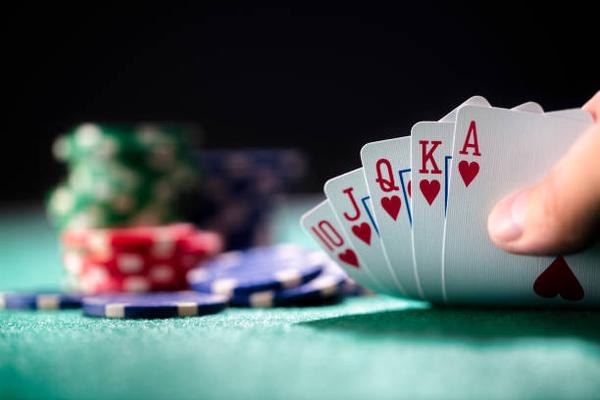 Reviewing Advanced Slot Features at the best online casino Singapore for Gamers